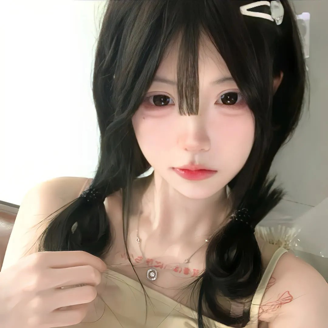 艳妻扮婢记